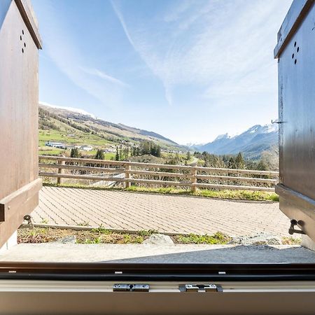 8001 Gemuetliche 2,5-Zimmer-Wohnung Mit Wunderschoenem Ausblick Richtung Scuol Vulpera Bagian luar foto